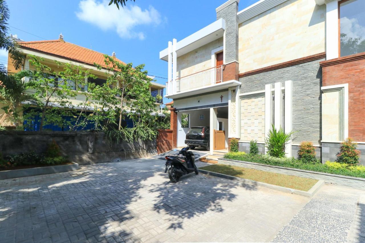 Manu Guest House 2 Canggu Exterior foto